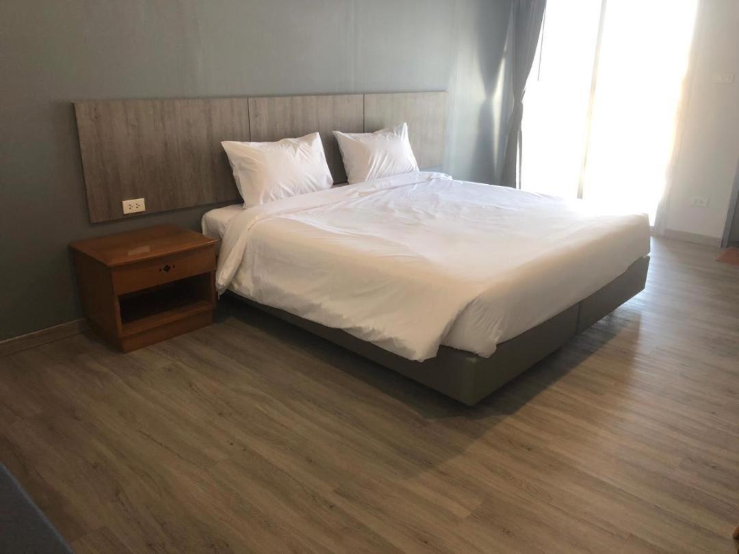 Neo Hotel Хон Каен Экстерьер фото